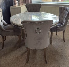 Round marble dining Room Table
